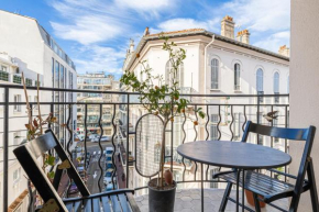 LE BOURGEOIS avec balcon, somptueux et lumineux, idéalement situé